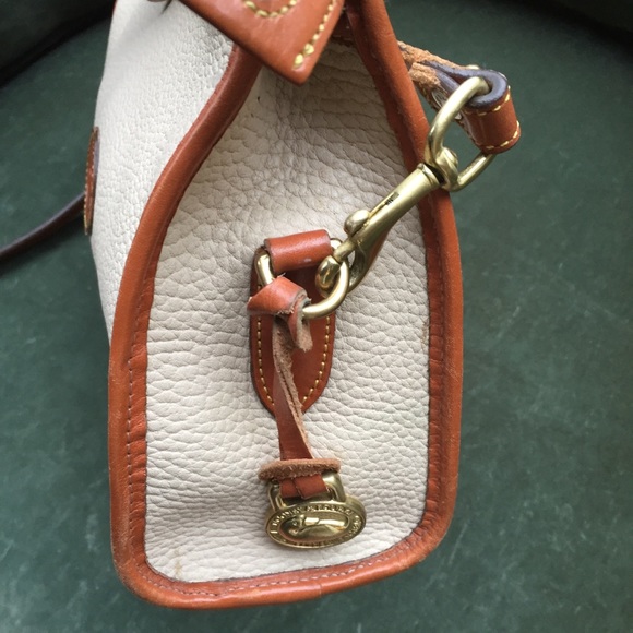 Dooney & Bourke VINTAGE leather purse shoulder bag - Picture 6 of 8